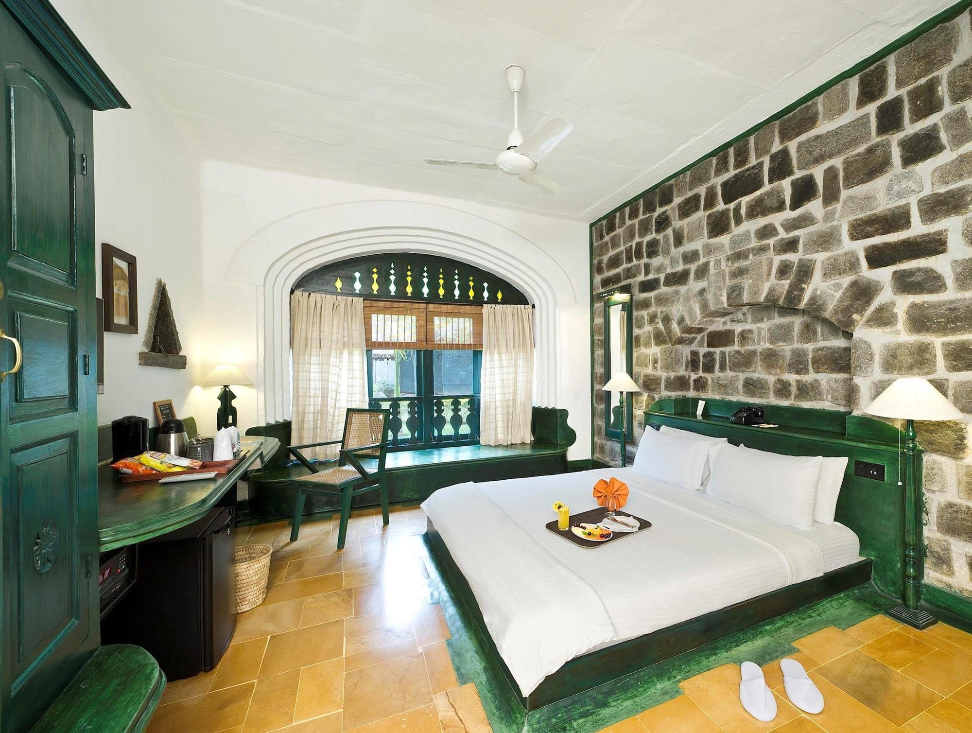 Sparsa Resort Thiruvanamalai Tiruvannāmalai Extérieur photo