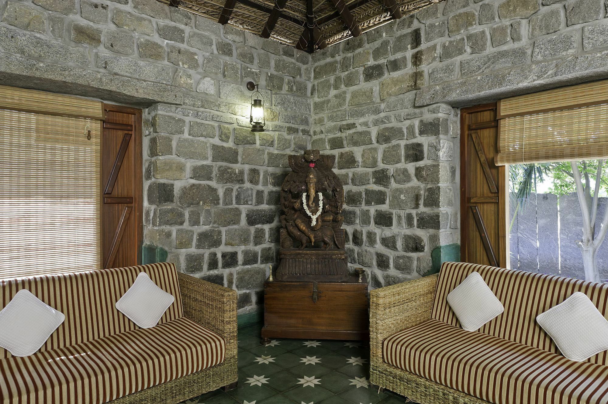 Sparsa Resort Thiruvanamalai Tiruvannāmalai Extérieur photo